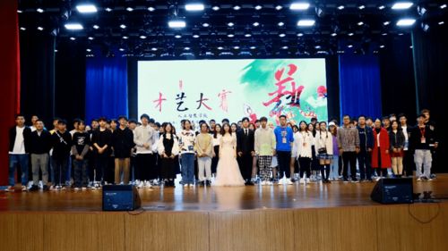 第五屆藝術(shù)文化節(jié)圓滿落幕 人工智能學(xué)院點亮科技與人文交融新篇章